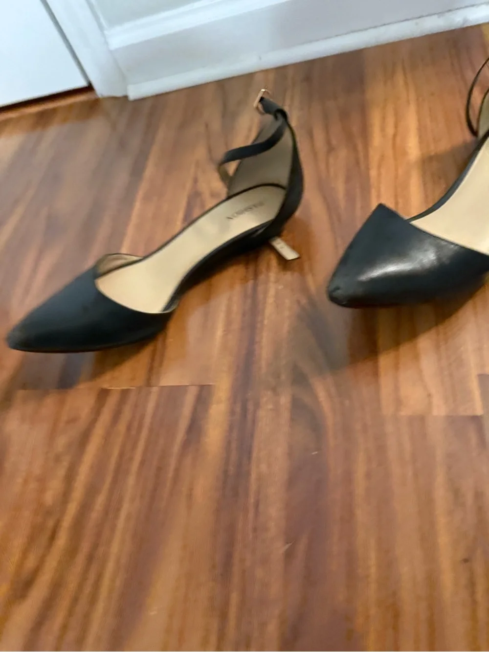 Pashion Black Pointed Ankle-Strap Flats